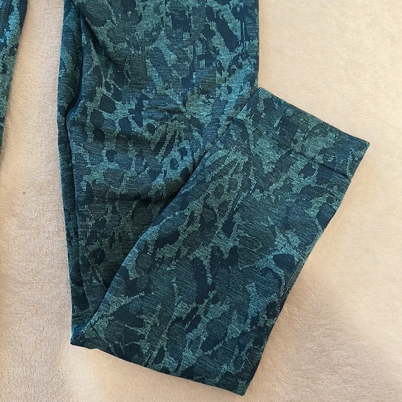 Gymshark leggings - Picture 3 of 5